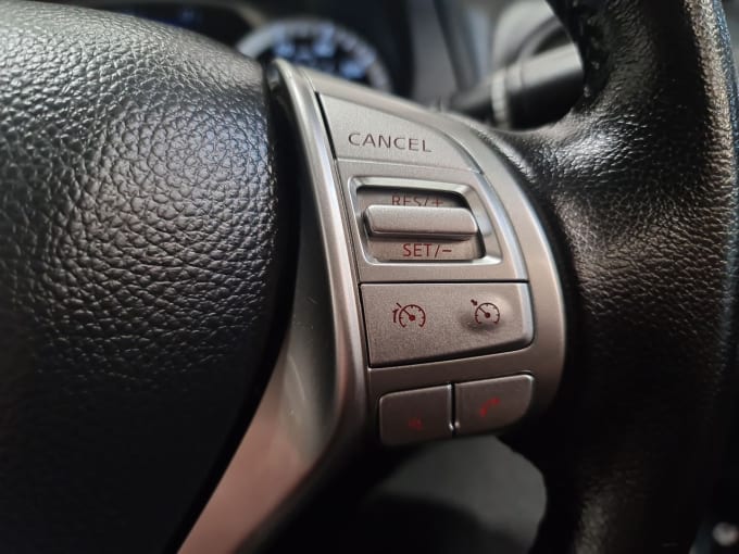 2025 Nissan Navara