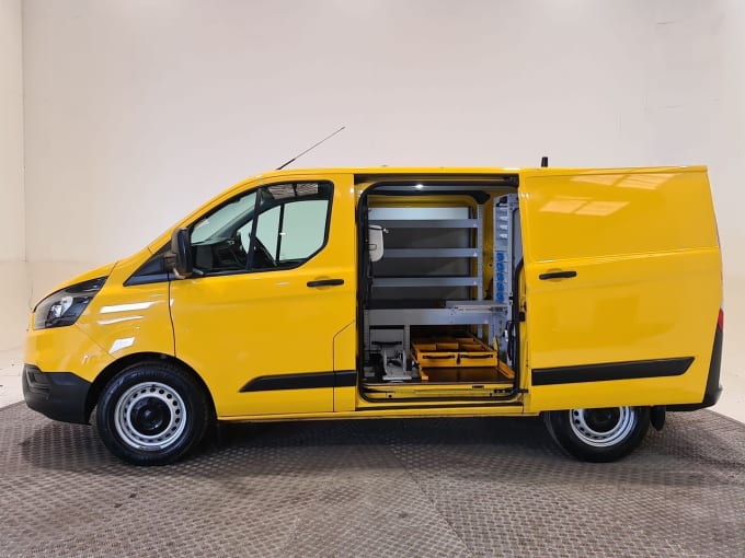 2025 Ford Transit Custom