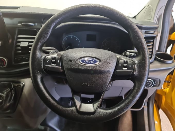 2025 Ford Transit Custom