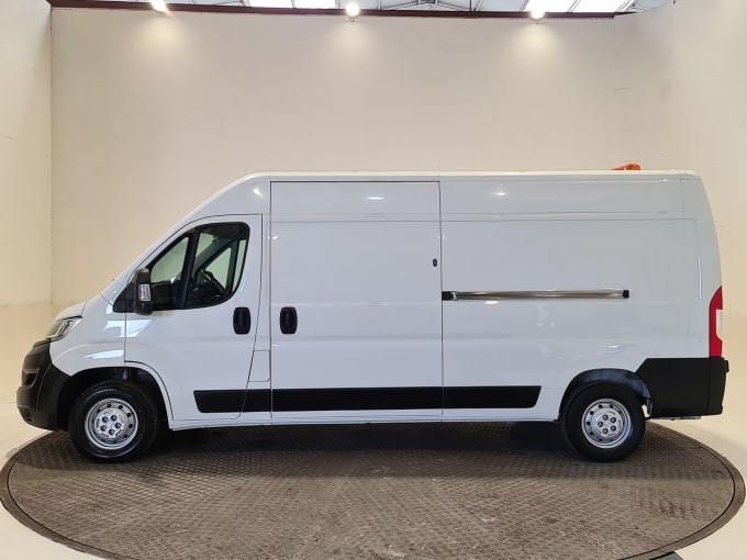 2025 Vauxhall Movano