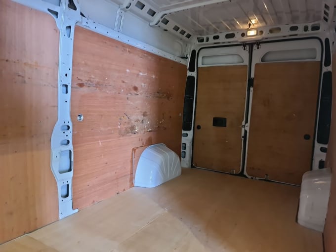 2025 Vauxhall Movano