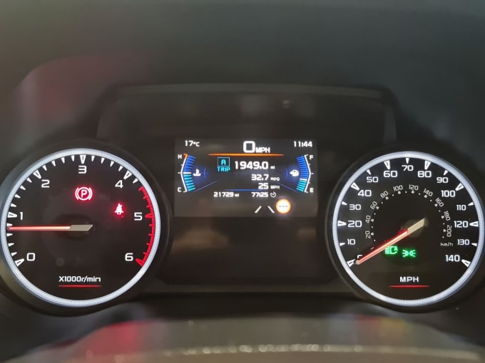 2025 Isuzu D-max
