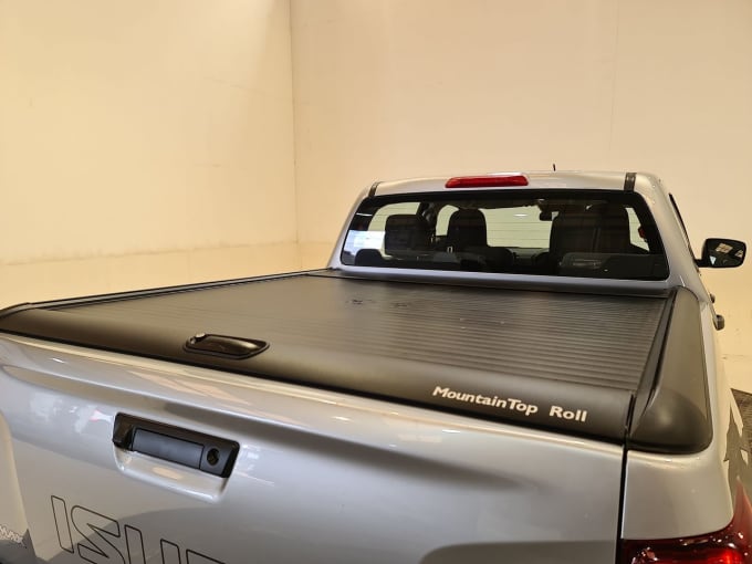 2025 Isuzu D-max