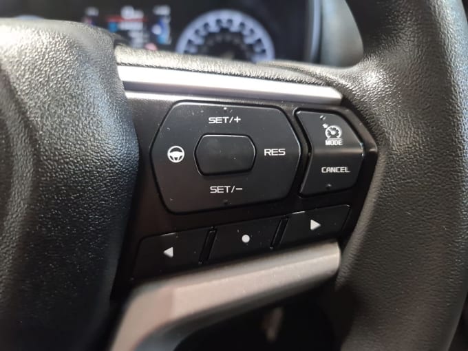 2025 Isuzu D-max