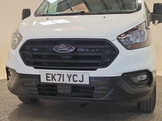 2025 Ford Transit Custom