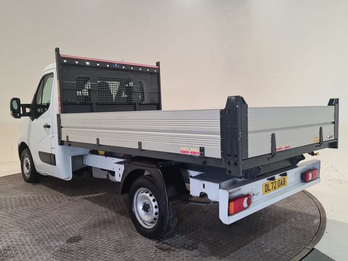 2025 Nissan Interstar