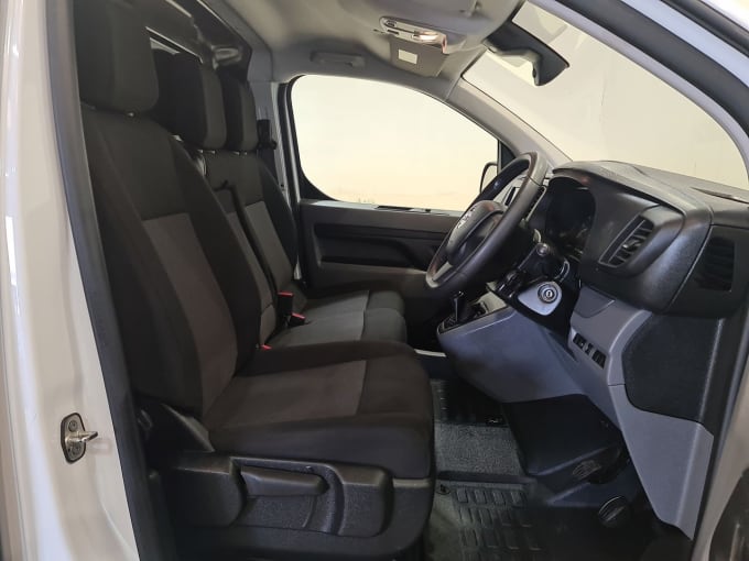 2025 Vauxhall Vivaro