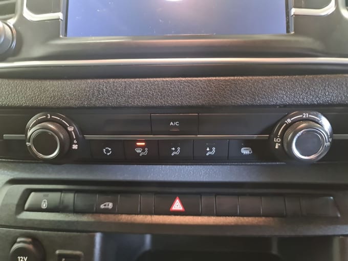 2025 Vauxhall Vivaro