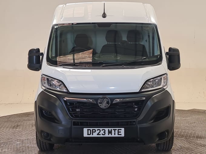 2025 Vauxhall Movano