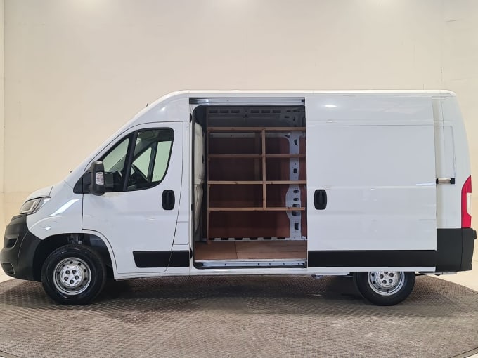 2025 Vauxhall Movano
