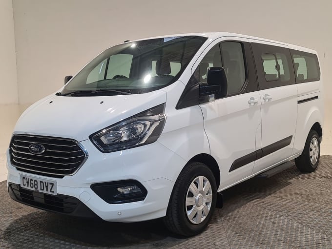 2025 Ford Tourneo Custom