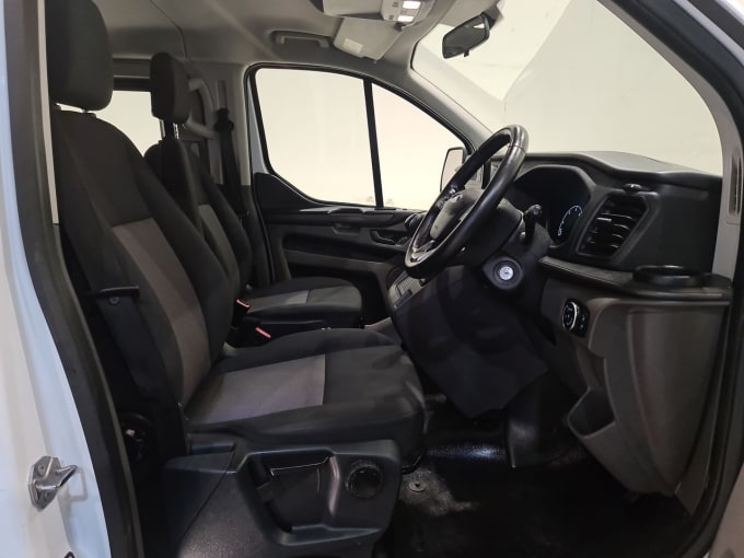 2025 Ford Tourneo Custom