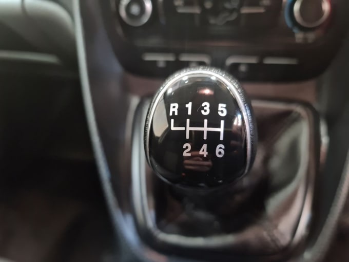 2025 Ford Transit Connect