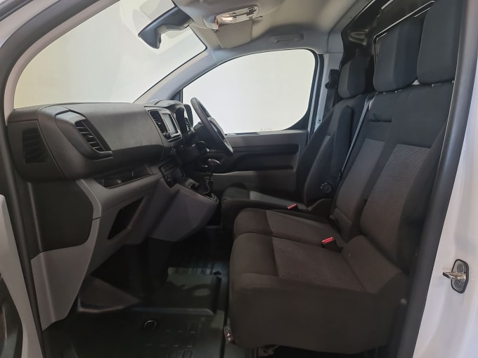 2025 Vauxhall Vivaro