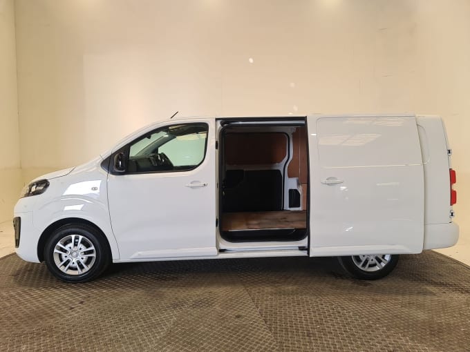 2025 Vauxhall Vivaro