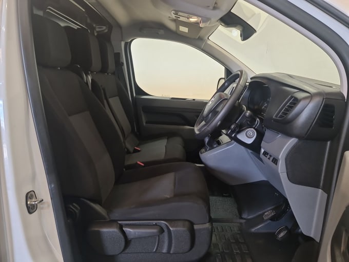 2025 Vauxhall Vivaro