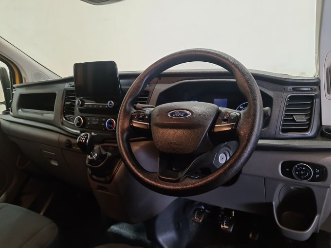 2025 Ford Transit Custom