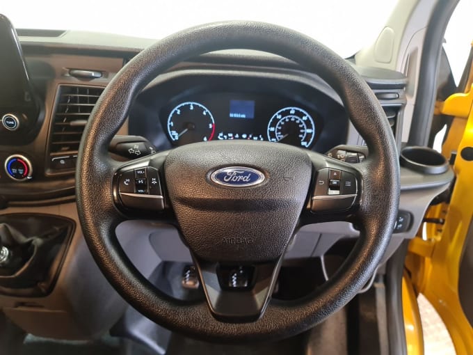 2025 Ford Transit Custom