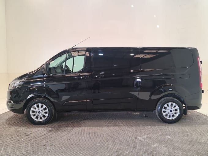 2025 Ford Transit Custom