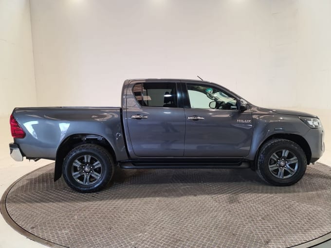 2025 Toyota Hi-lux