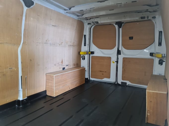 2025 Ford Transit Custom