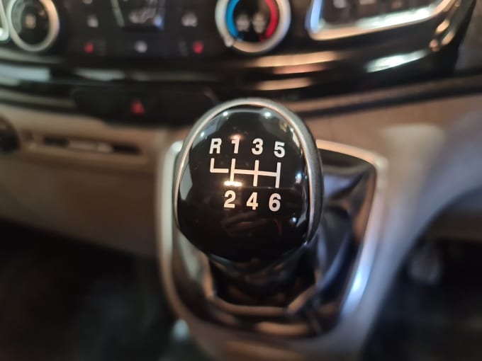 2025 Ford Transit Custom