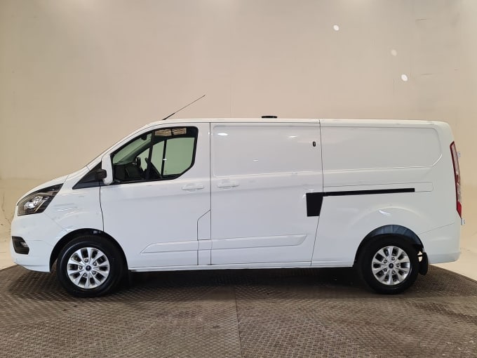 2025 Ford Transit Custom