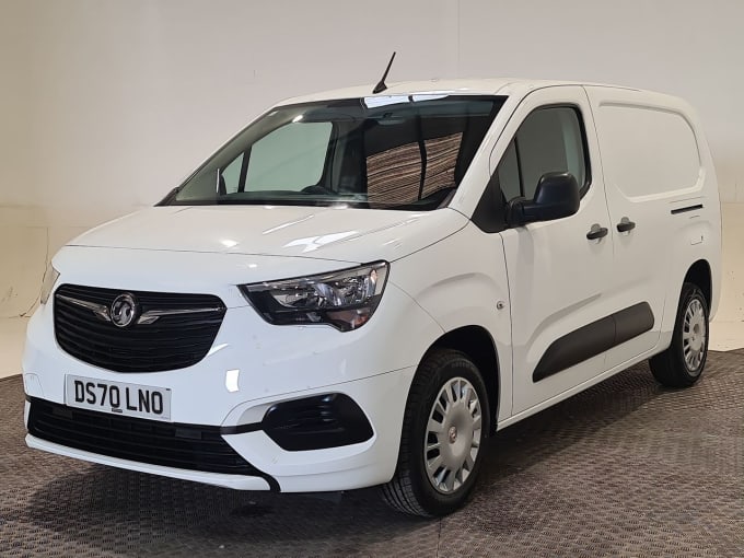 2025 Vauxhall Combo