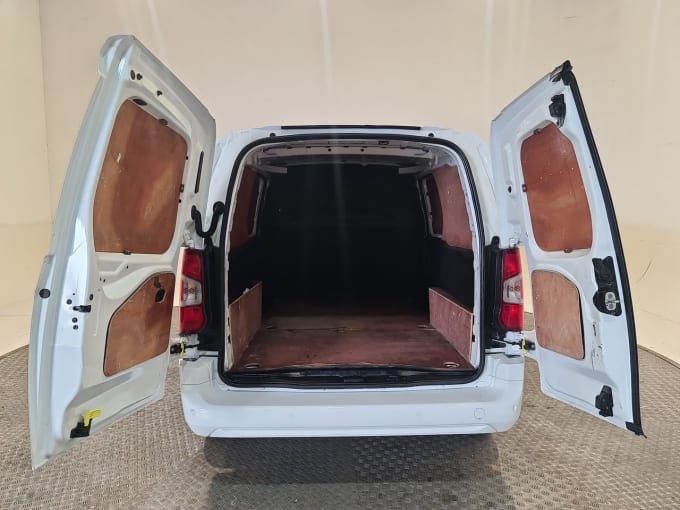 2025 Vauxhall Combo