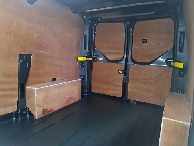 2025 Ford Transit Custom