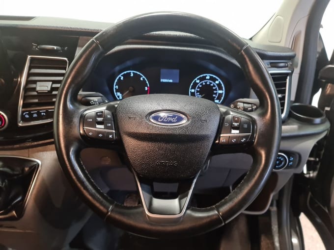 2025 Ford Transit Custom