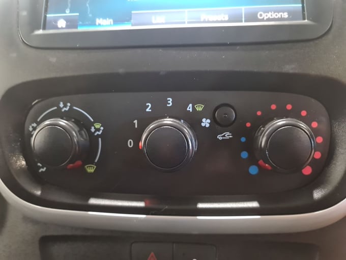 2025 Renault Trafic
