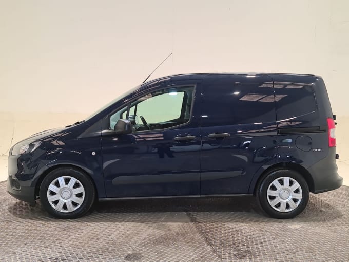 2025 Ford Transit Courier