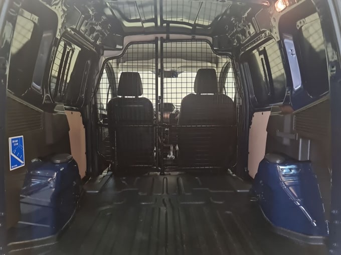 2025 Ford Transit Courier