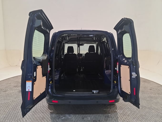 2025 Ford Transit Courier