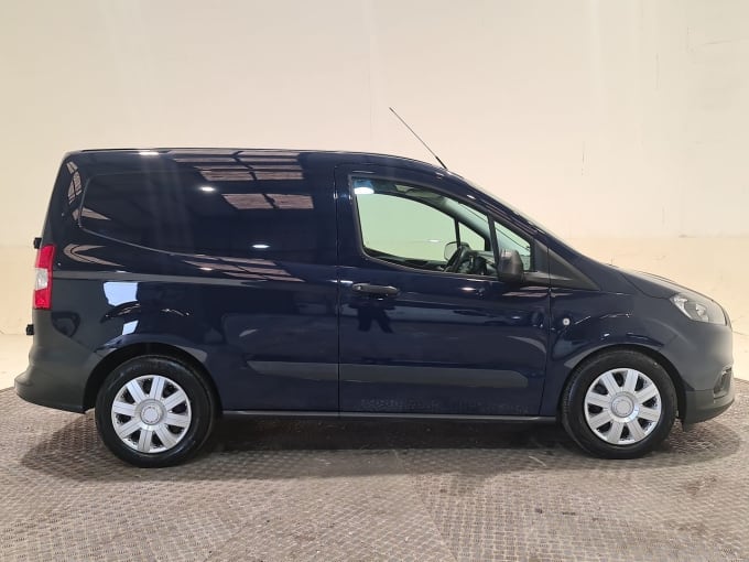 2025 Ford Transit Courier