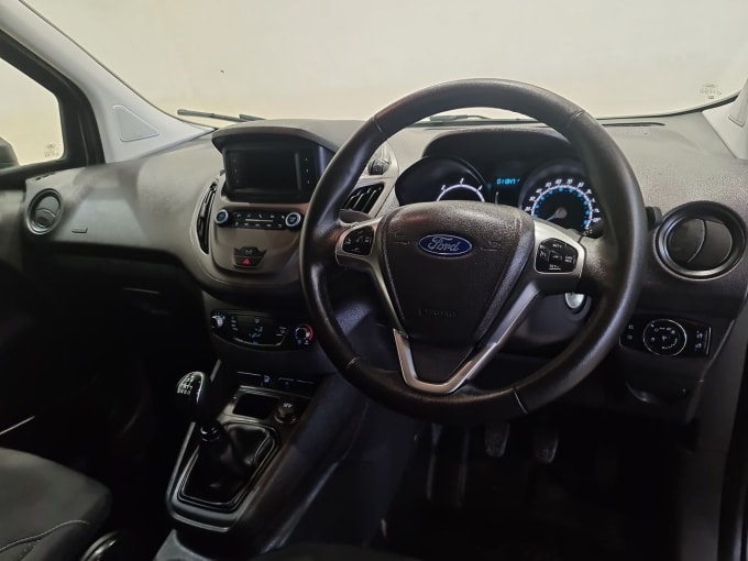 2025 Ford Transit Courier