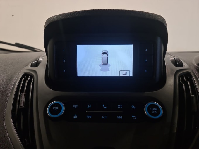 2025 Ford Transit Courier