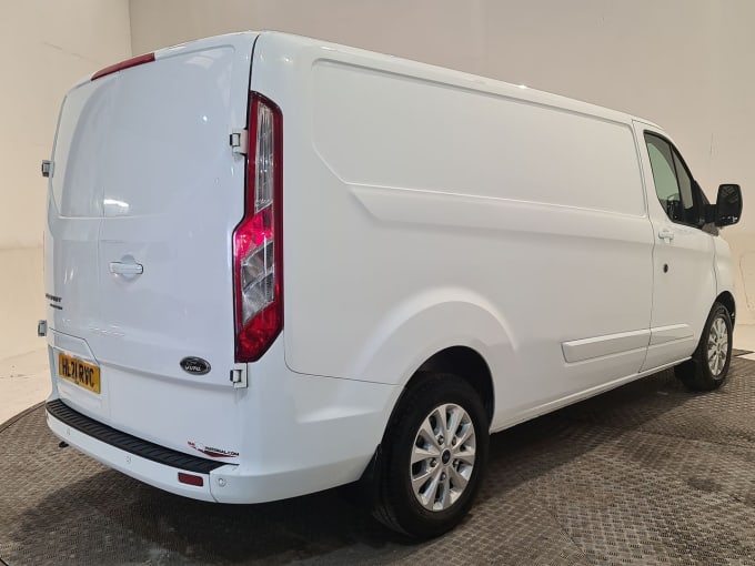 2025 Ford Transit Custom