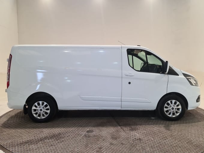 2025 Ford Transit Custom