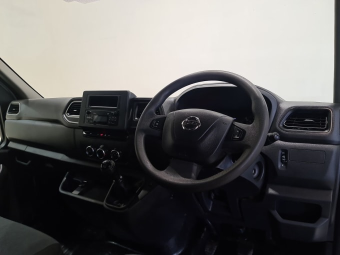 2025 Nissan Interstar