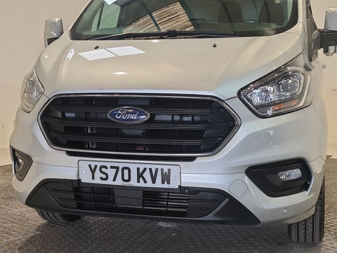2025 Ford Transit Custom