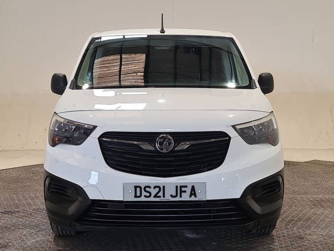 2025 Vauxhall Combo