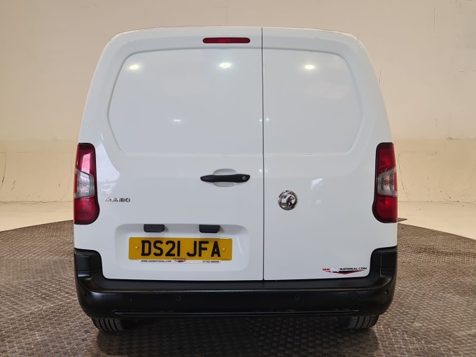 2025 Vauxhall Combo
