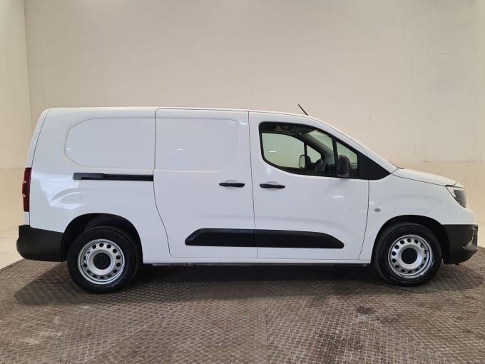 2025 Vauxhall Combo
