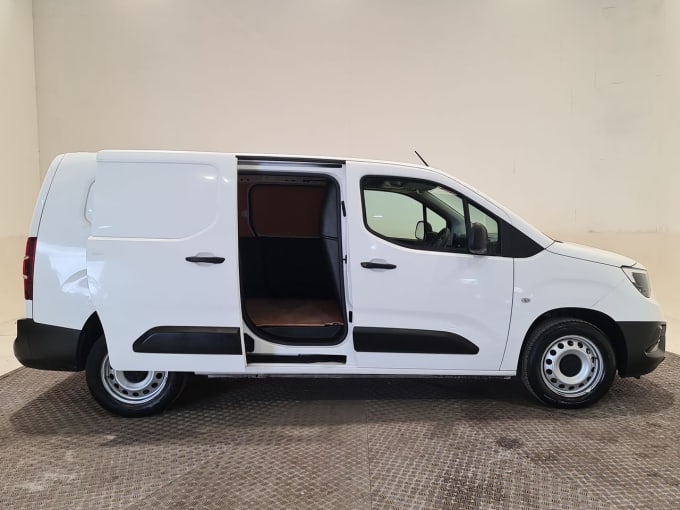 2025 Vauxhall Combo