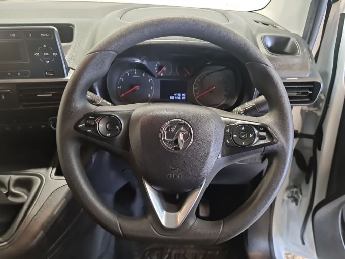 2025 Vauxhall Combo