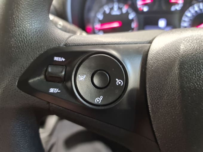 2025 Vauxhall Combo