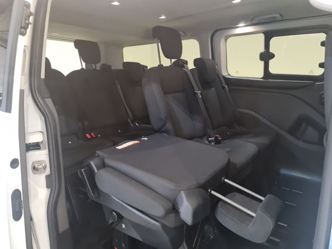 2025 Ford Tourneo Custom