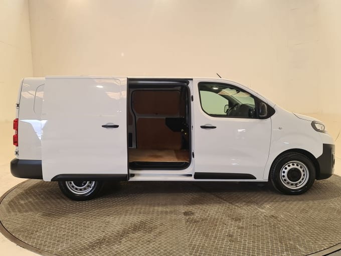 2025 Peugeot Expert